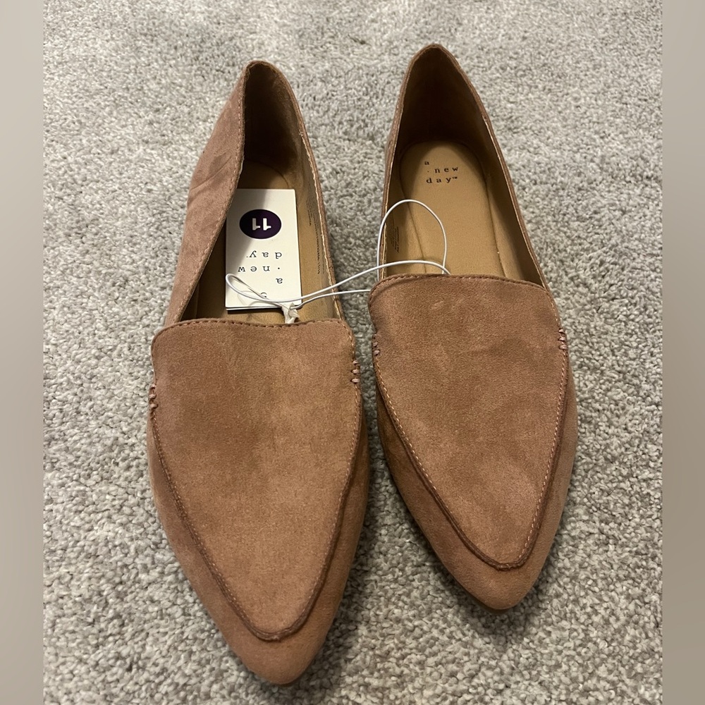 NWT a new day Women's Micah Blush Faux Leather Pointy Toe Loafers size 11